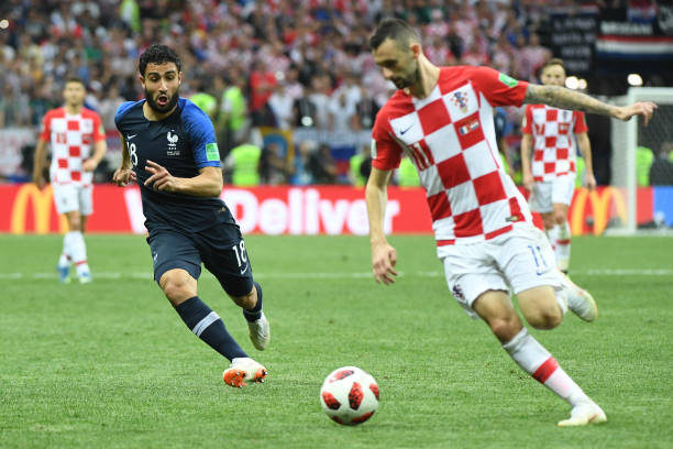 第三个中心 第三个中心