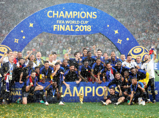 社会各界对 社会各界对